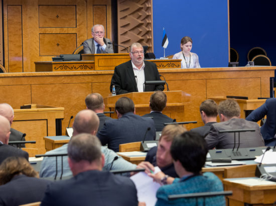 Riigikogu täiskogu istung 29. september 2015